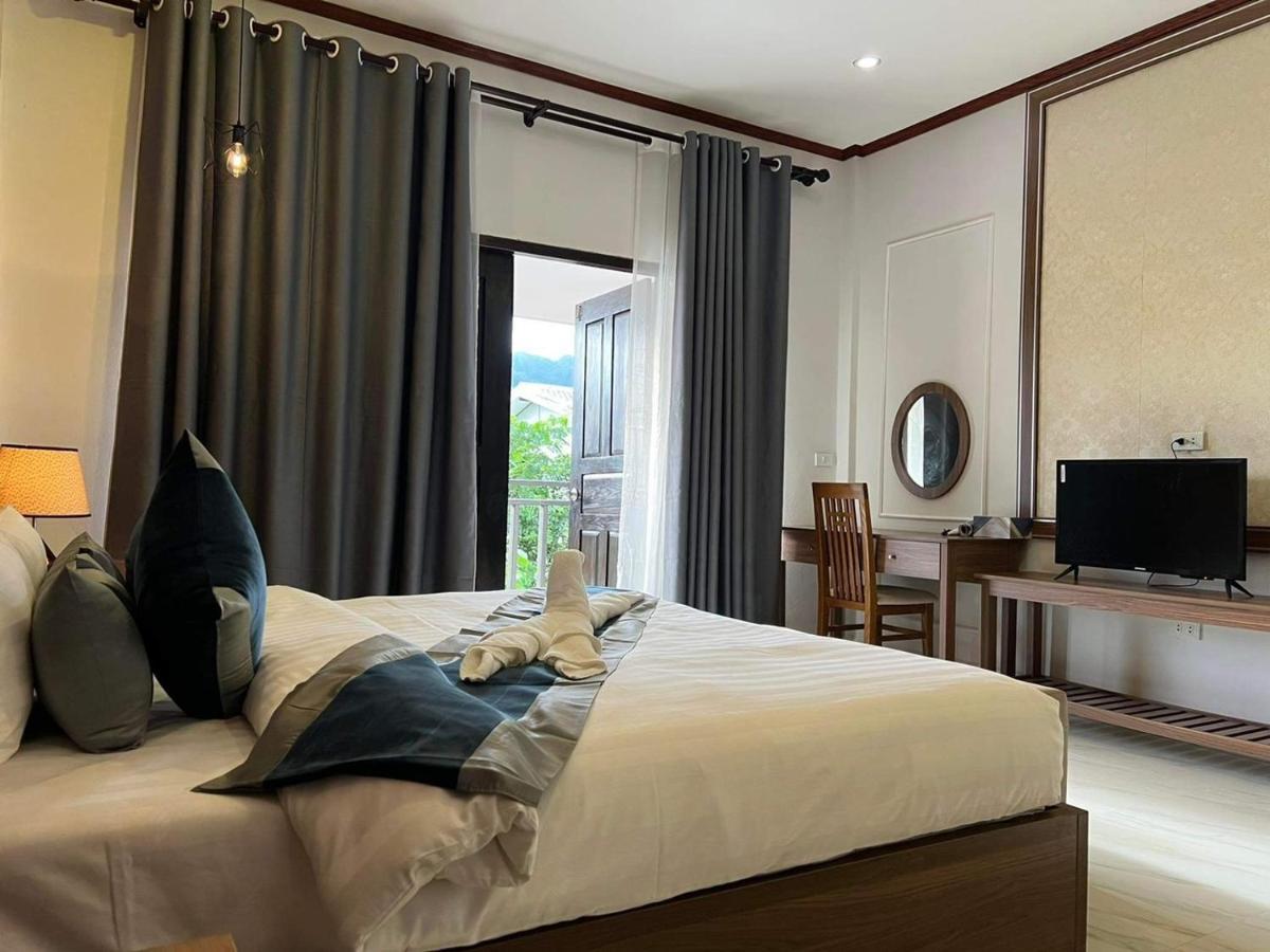 Jasmine Garden Resort Vang Vieng Esterno foto