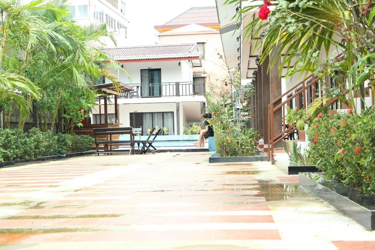 Jasmine Garden Resort Vang Vieng Esterno foto